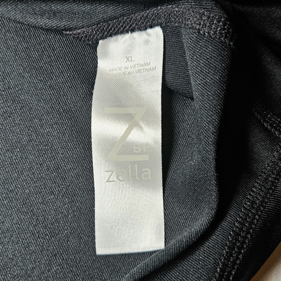 Z by Zella Hoodie w/ Thumb Holes - Picture 3 of 8